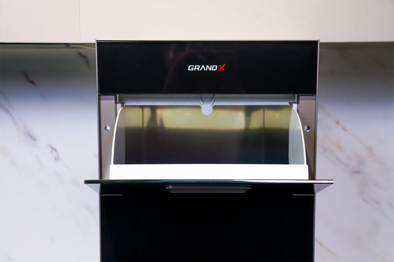 THÙNG GẠO MẶT KÍNH NÚT NHẤN GRANDX XR.G302B 30CM