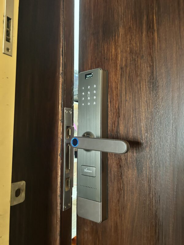 KHÓA VÂN TAY APP WIFI DEMAX SL628 CB