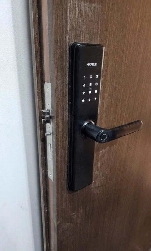 KHÓA ĐIỆN TỬ HAFELE DL76000 MÀU ĐEN 912.20.237