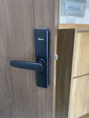 KHÓA CỬA VÂN TAY APP WIFI DEMAX SL268 BN - z5318085060390 edf5b402474103870f6ba358e83ba69f