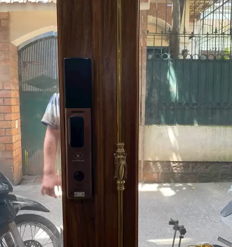KHÓA VÂN TAY KASSLER KL 828 F