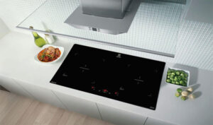 BẾP TỪ ÂM ELECTROLUX 70CM EHI7023BA - bep dien tu doi electrolux ehi7023ba 4 4d7cf24f 6926 40c6 8360 24095df3a976