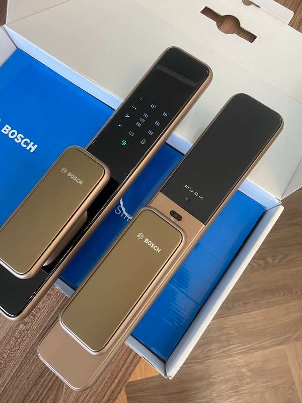 KHÓA CỬA NHẬN DIỆN FACE ID APP WIFI BOSCH EL600 B