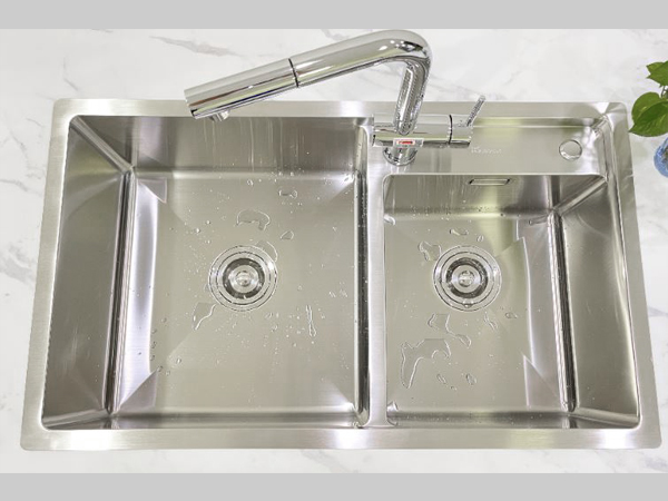 CHẬU RỬA BÁT KONOX WORKSTATION SINK – UNDERMOUNT SINK KN8046DUB