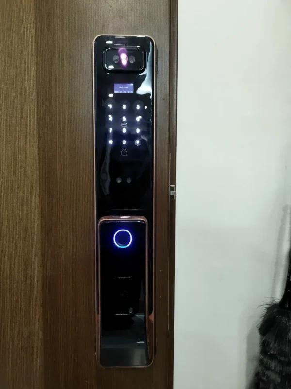 HÌNH ẢNH THỰC TẾ CỦA KHÓA VÂN TAY KASSLER KL 828