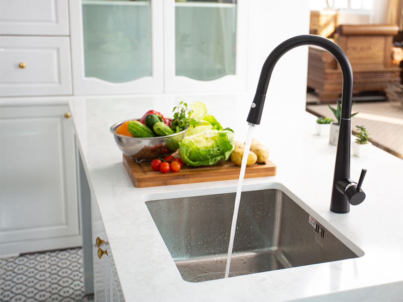 VÒI RỬA BÁT DÂY RÚT KONOX KN1901B
