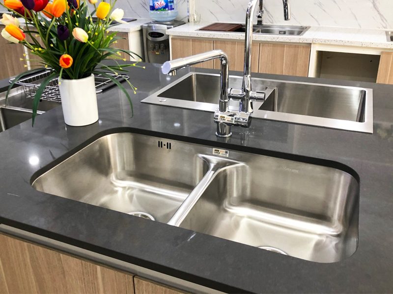 CHẬU RỬA BÁT KONOX UNDERMOUNT SINK KN8246DUA