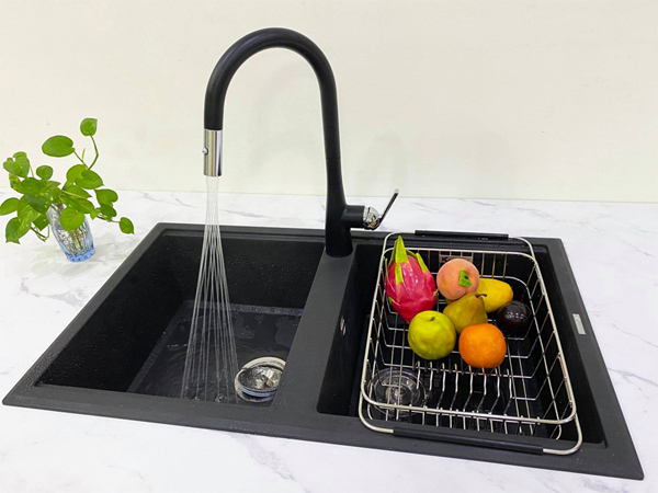 VÒI RỬA BÁT DÂY RÚT KONOX ALTO BLACK