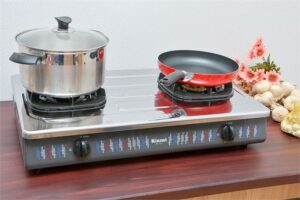 BẾP GA ĐỂ BÀN RINNAI RV-377(G)N - bep gas rinnai rv 377 s n 700x467 1