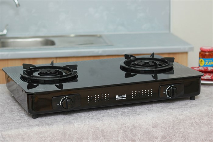 BẾP GA ĐỂ BÀN RINNAI RV-715SLIM(GL-D)A