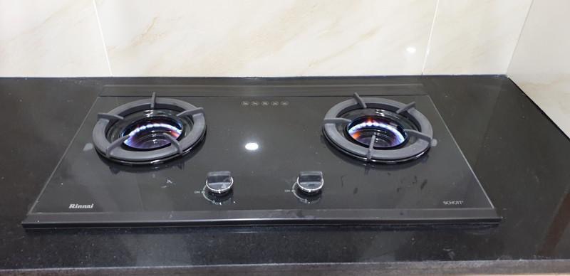BẾP GA ÂM RINNAI RVB-2SCHI(SB)