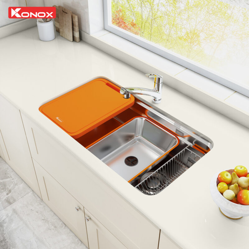 CHẬU RỬA BÁT KONOX R50 TARI 8047SU PHONG CÁCH NHẬT - phoi canh chau rua bat inox 1 ho be mat min Konox R50 Tari 8047SU 2